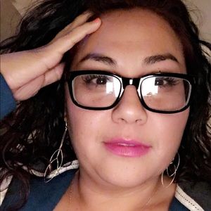 Meet your Posher, Frances